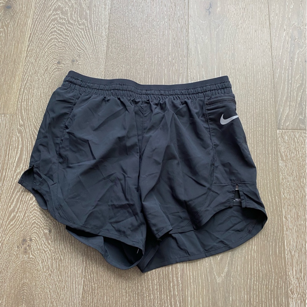 Nike women’s running shorts